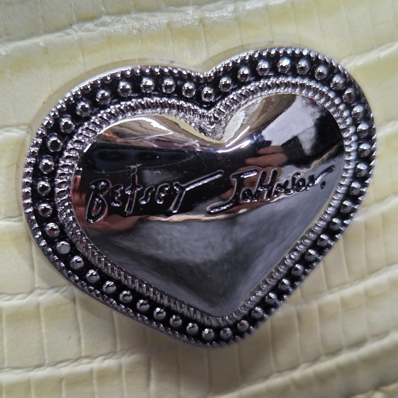 Betsey Johnson XOMandy‎ Top handle Bag Purse Y2k Style Butter Yellow - Picture 2 of 13